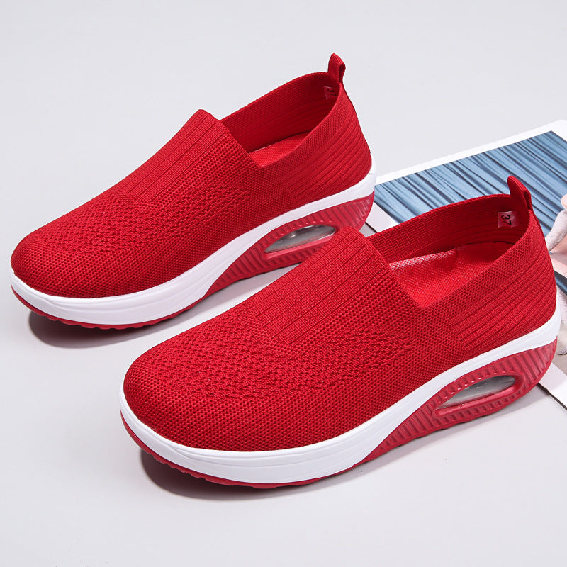 Red women's mesh outdoor running shoes for middle-aged and elderly moms with air cushion and mid heel.