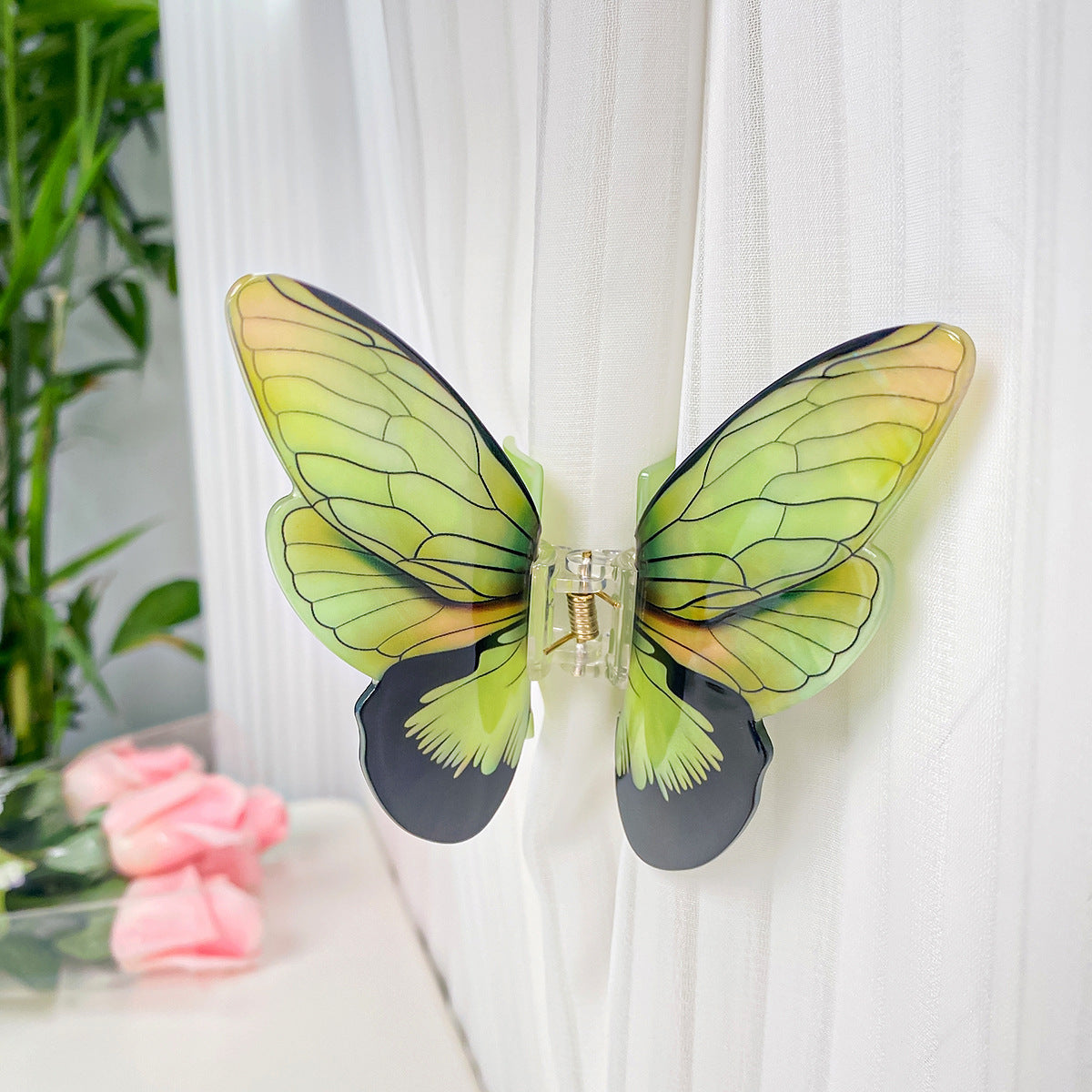 Female High-end Simulation Butterfly Grab Clip