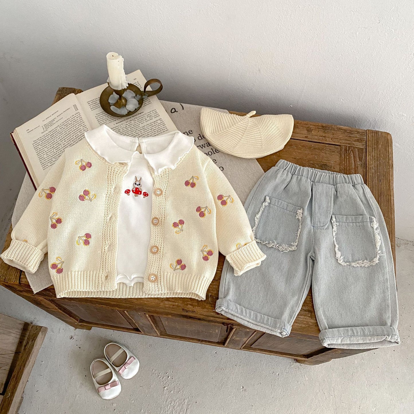 Cherry Embroidery Knitted Long-sleeved Coat Children's New Top