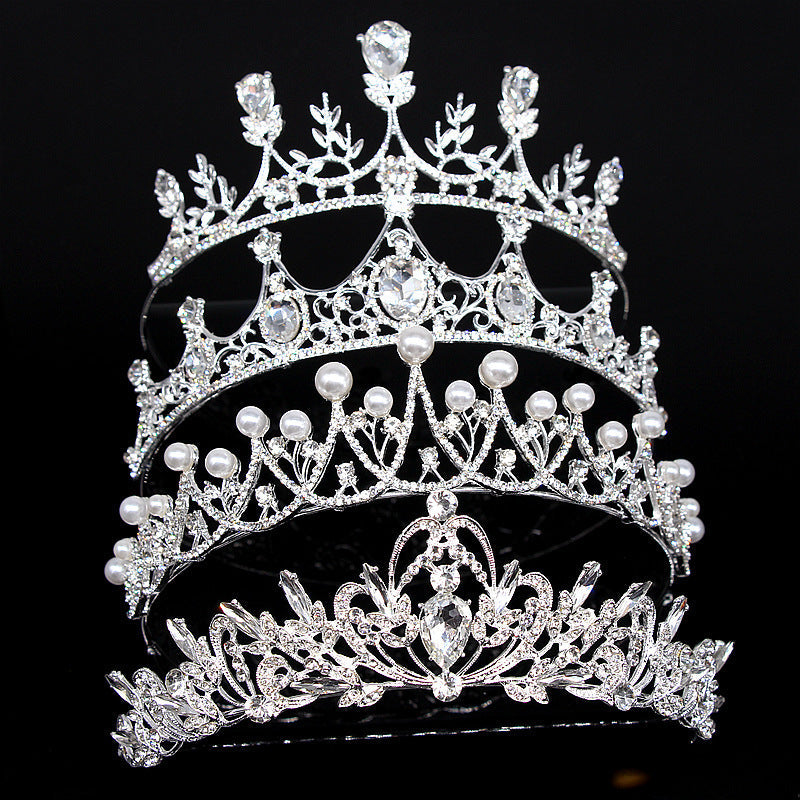 Super glitter pearl rhinestone headband headdress with vintage alloy crown design, adorned with white crystals and pearls.