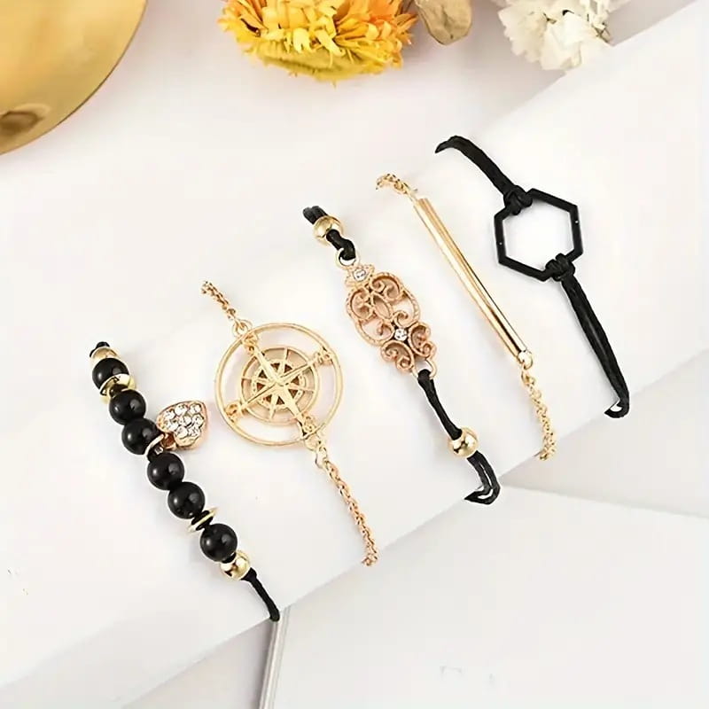 Women’s Diamond Dial Belt Quartz Watch Beaded Bracelet Suit