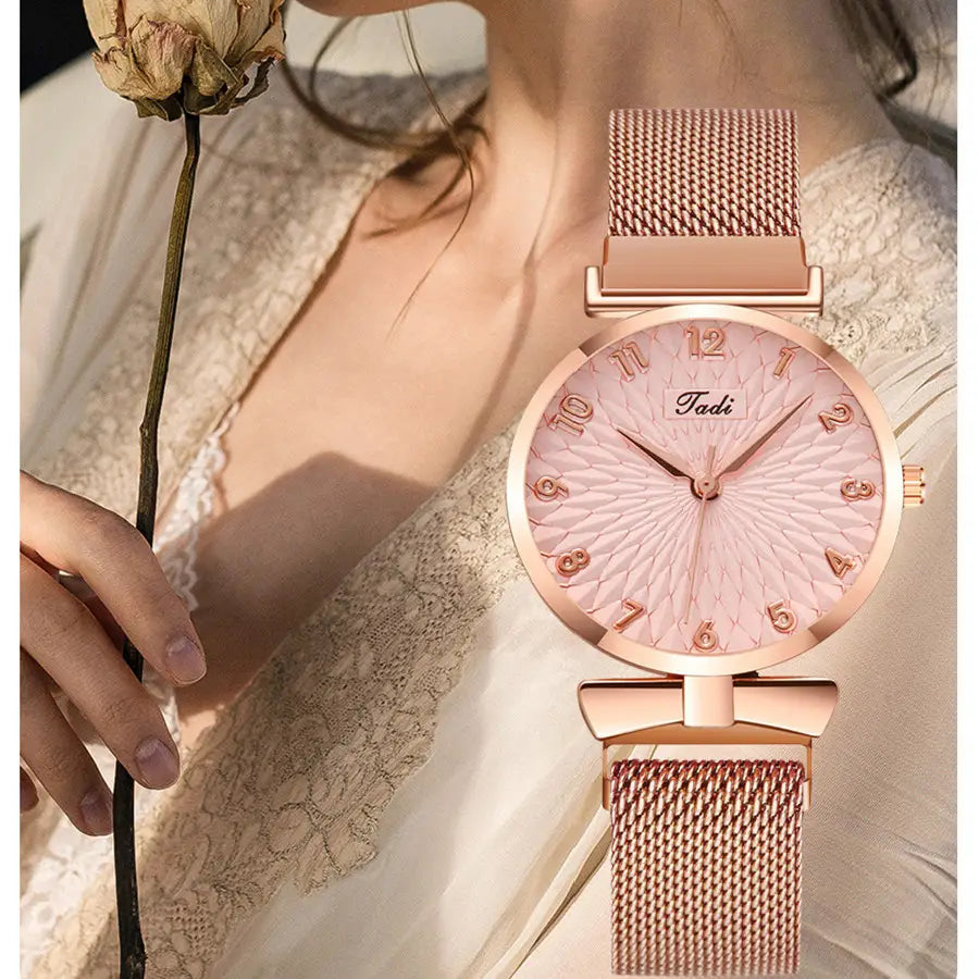 Suit Women’s Quartz Watch With Bracelet