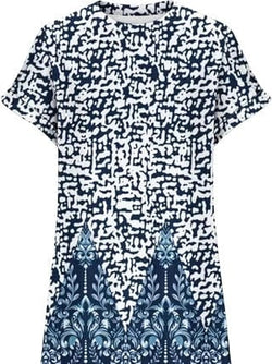 Short sleeve printed pocket dress with geometric pattern, mid-length A-line skirt, and round neck.