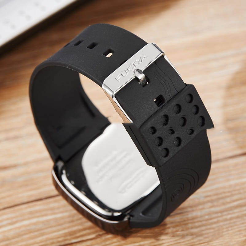 Creative Women’s Watch Fashion Black And White