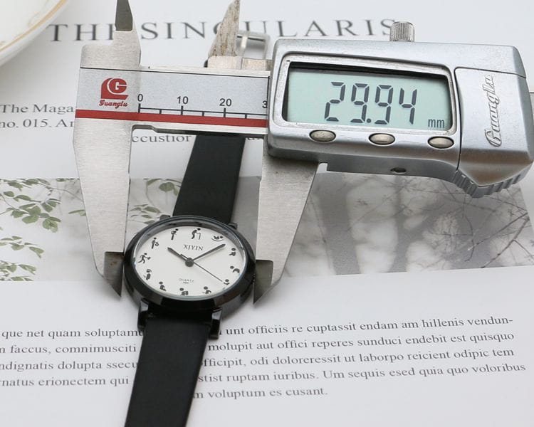 Mori Personality Scale Quartz Watch Fashion Small Kit Men And Women