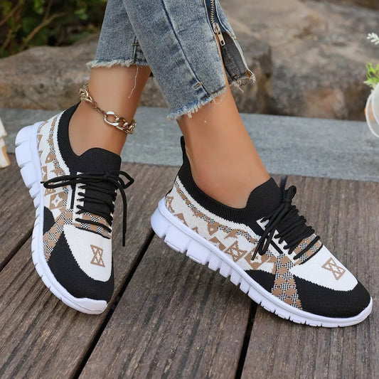 Breathable mesh sneakers with lace-up design and white rubber sole