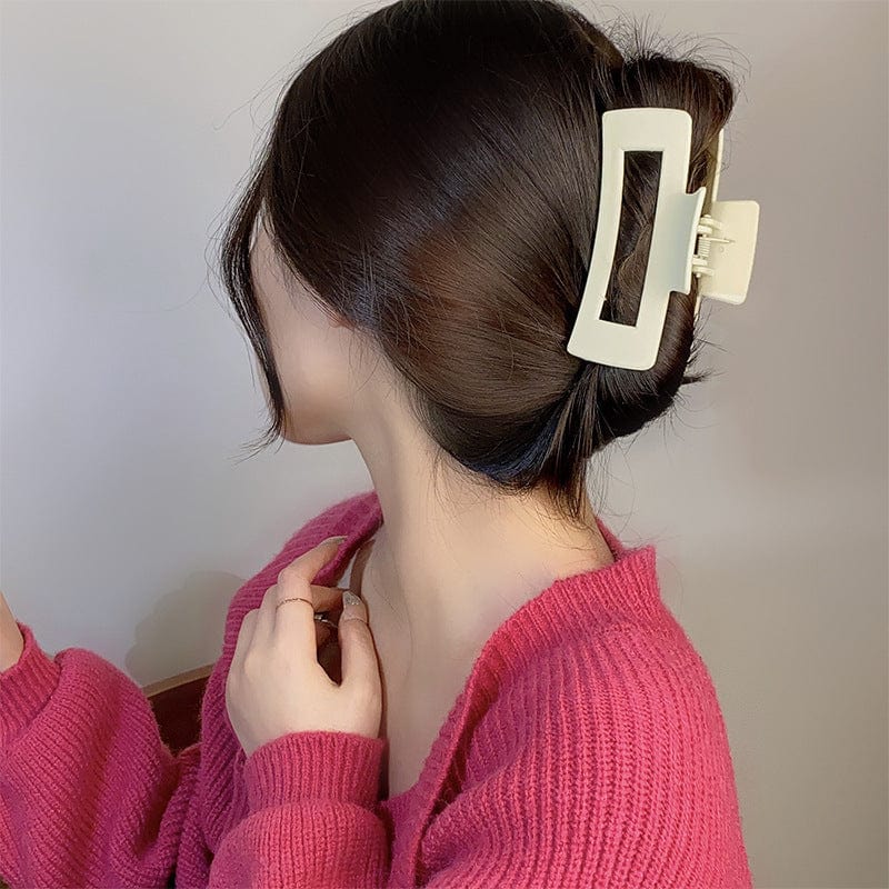 Women's Simple And Versatile Solid Color Grip Clip
