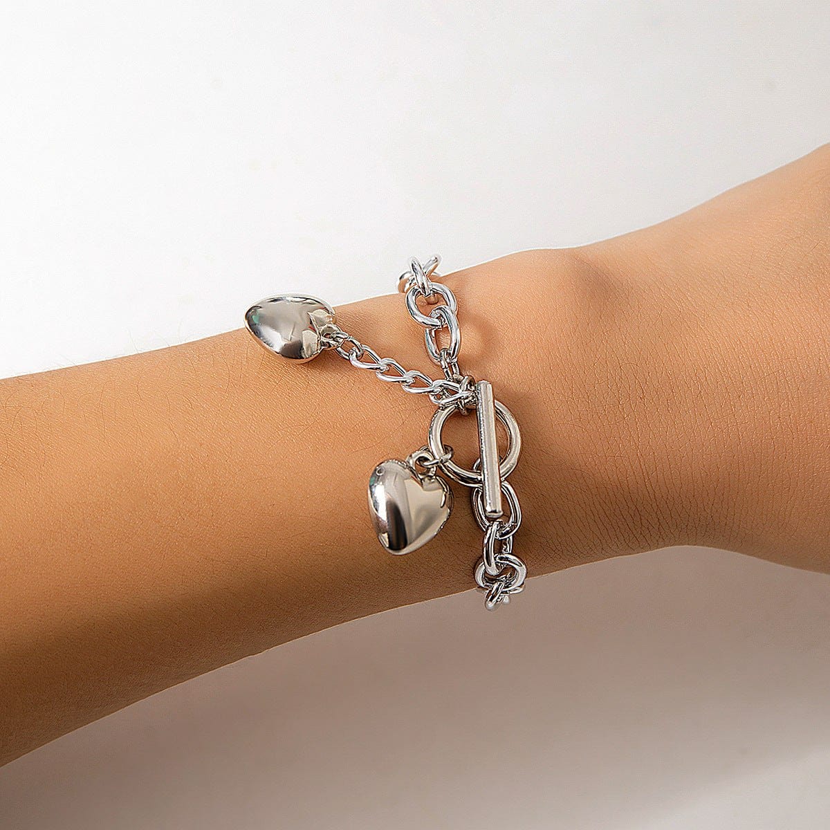 Thick Chain With Shiny Lock