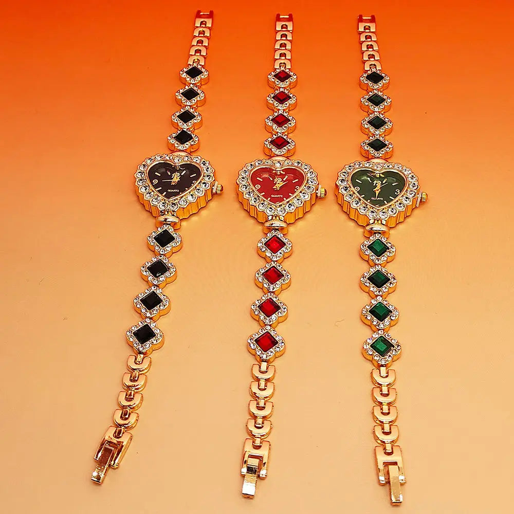 Fashion Love Shape Bracelet Watch Set Diamond Colored Heart Quartz Watch Women’s Fashion Jewelry Set Valentine’s Day