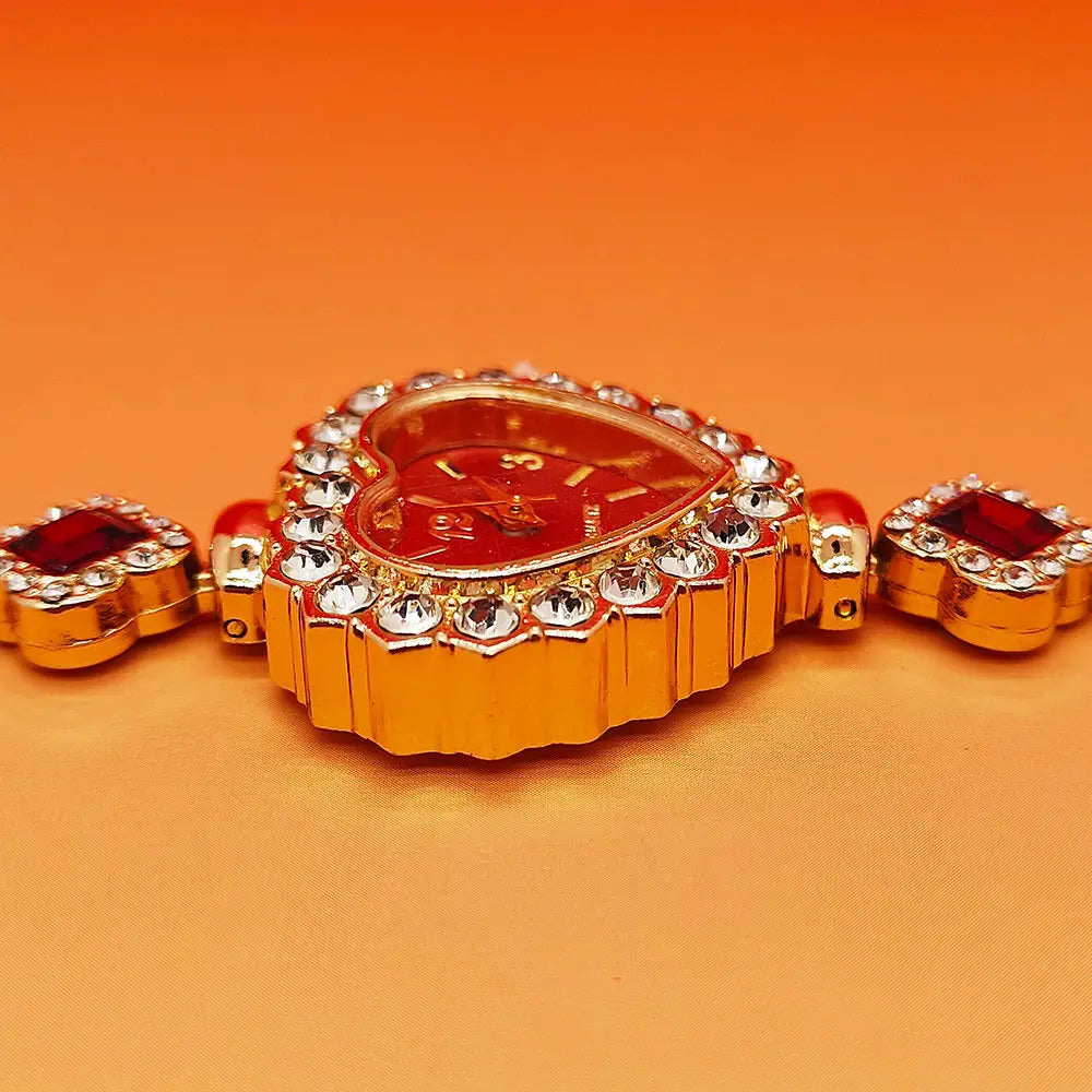Fashion Love Shape Bracelet Watch Set Diamond Colored Heart Quartz Watch Women’s Fashion Jewelry Set Valentine’s Day