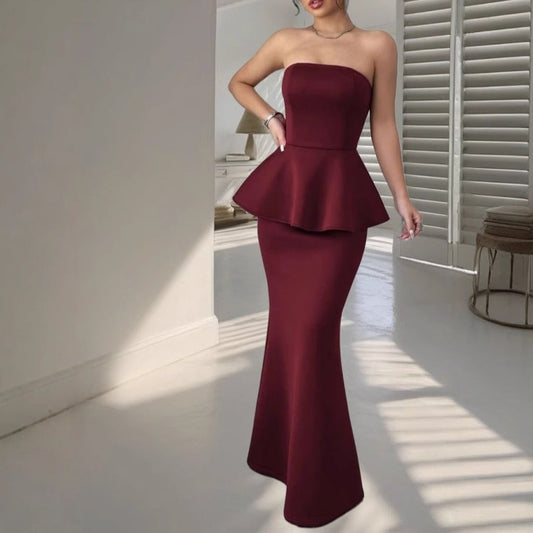 Western style sleeveless long skirt in dark red for all-matching occasions.