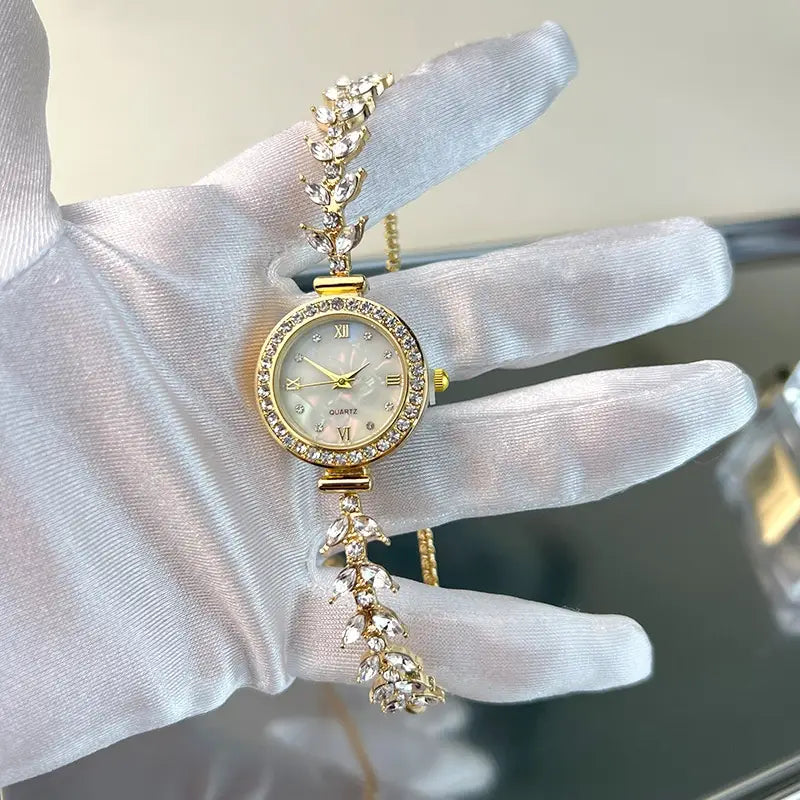 Affordable Luxury Diamond-embedded Free Adjustable Bracelet Quartz Watch