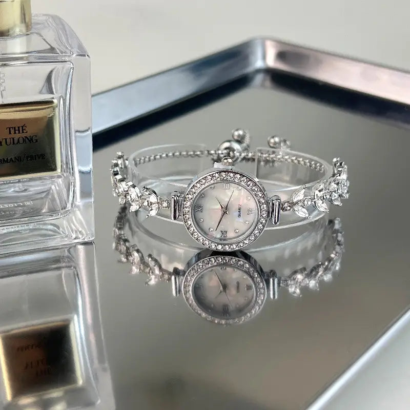 Affordable Luxury Diamond-embedded Free Adjustable Bracelet Quartz Watch