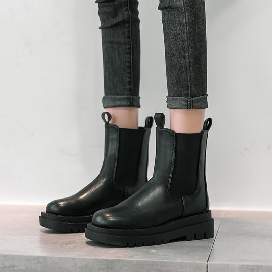 Spring Women's Platform Ankle Boots with flat heels, black artificial PU, and cotton lining.