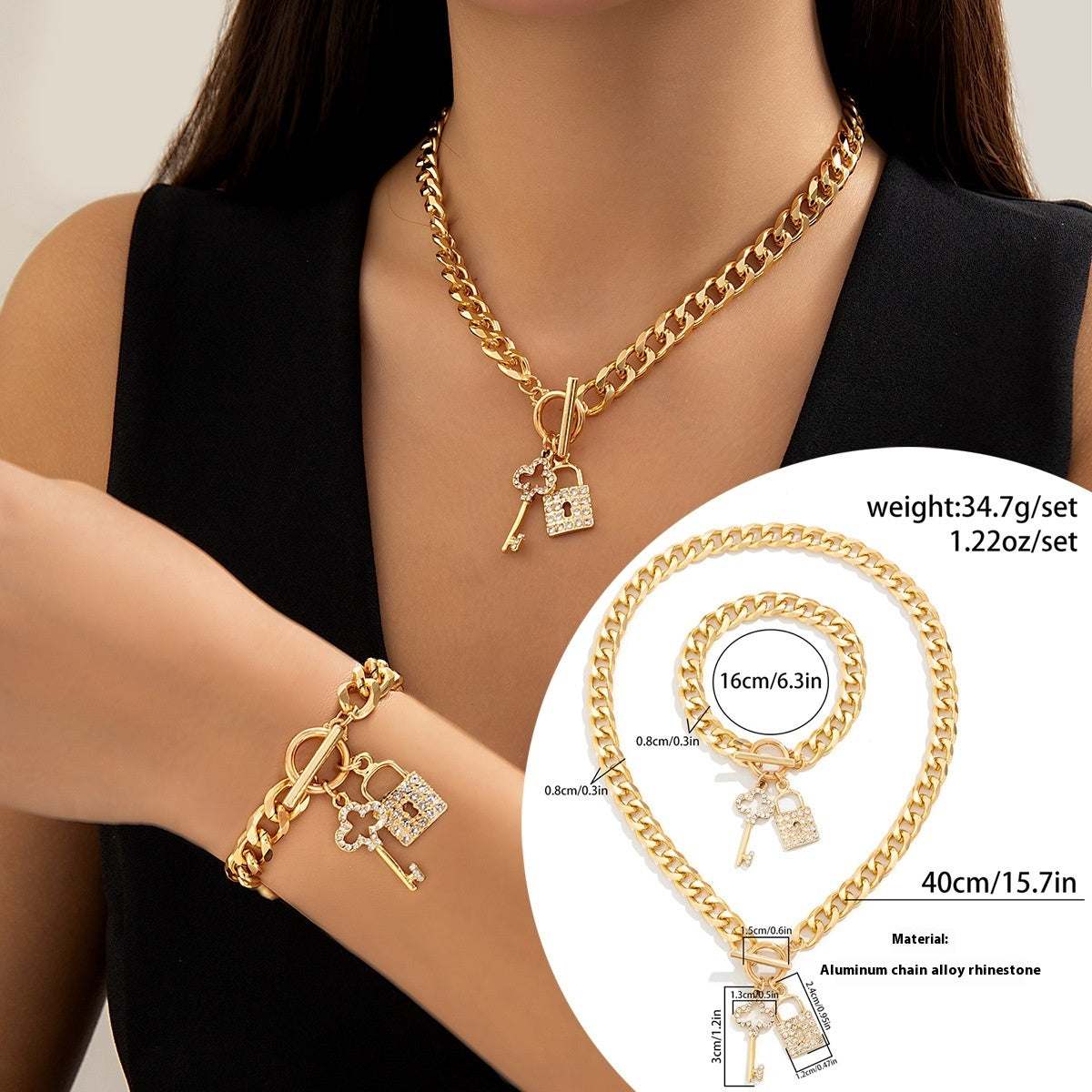 Thick Chain With Shiny Lock