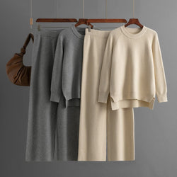 Loose knitted long sleeves two-piece set in beige and gray tones for women.